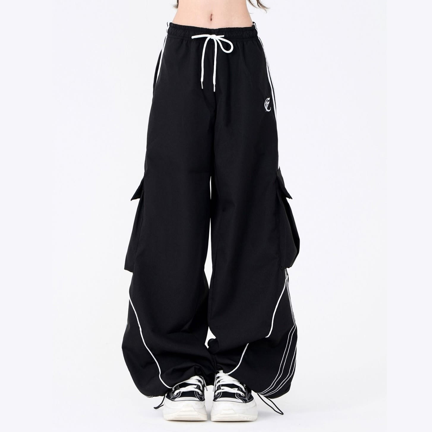Dreiteiliges Set: Grüner Preppy-Pullover, klassisches Hemd und lässige Hose - Hose (ohne Gürtel) - XL - image 4