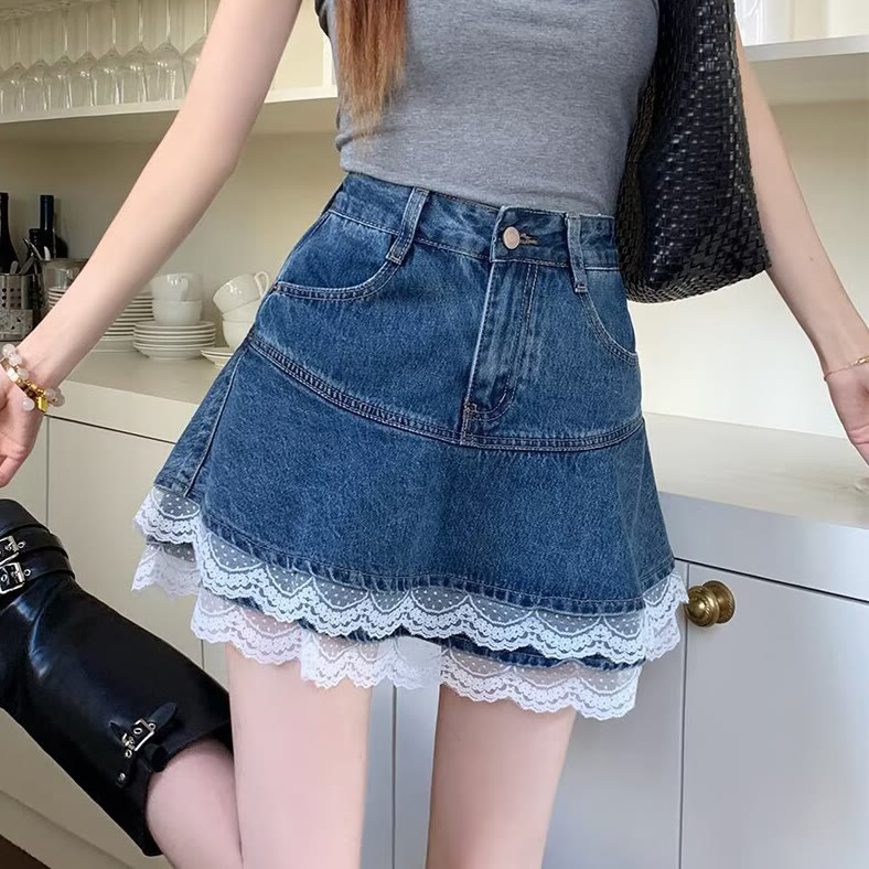 Vintage Jeansrock mit Spitzenpatches - image 2