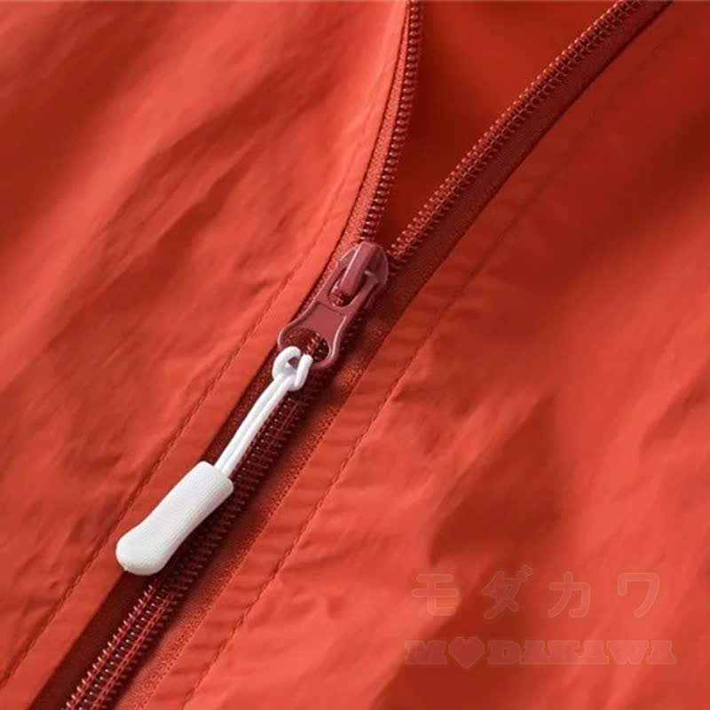 Lässige, kurze Jacke mit Reißverschluss und Stehkragen - image 7
