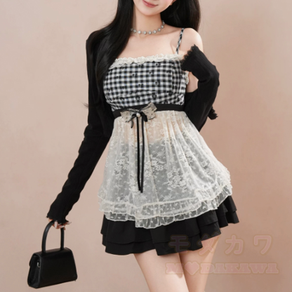 Dreiteiliges Set aus kariertem Spitzen-Cami-Top, langärmeliger Rüschen-Cardigan und Rock - image 6