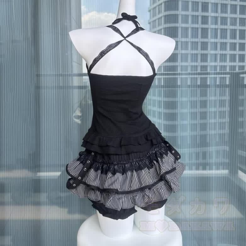 Schwarzes Spitzen-Cami-Top mit grauer Strickjacke und Minirock – dreiteiliges Set - image 6