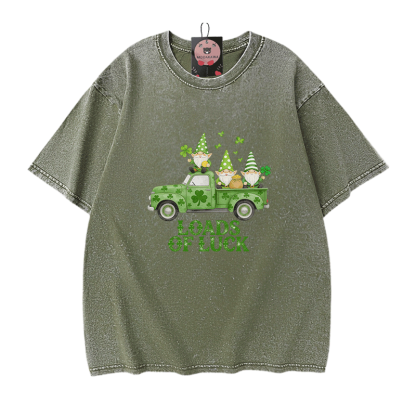St. Pakrit-Tag – VIEL GLÜCK – Autografik – Modakawa Vintage-T-Shirt aus 100 % Baumwolle - Green - 5XL - image 8