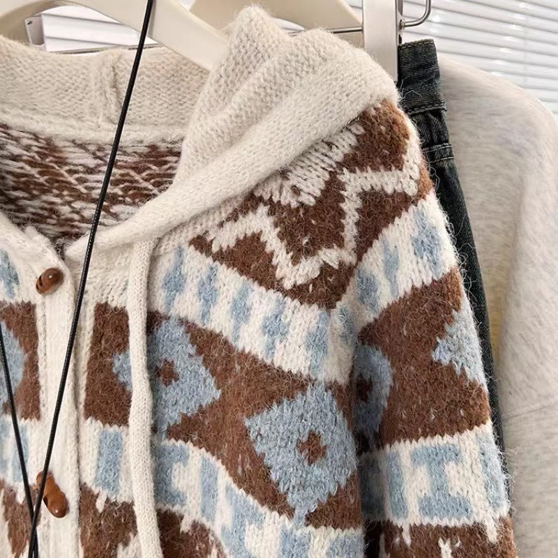 Dreiteiliges Set aus Maillard-Strickcardigan, Basic-Top und brauner Hose - Pullover - XL - image 4