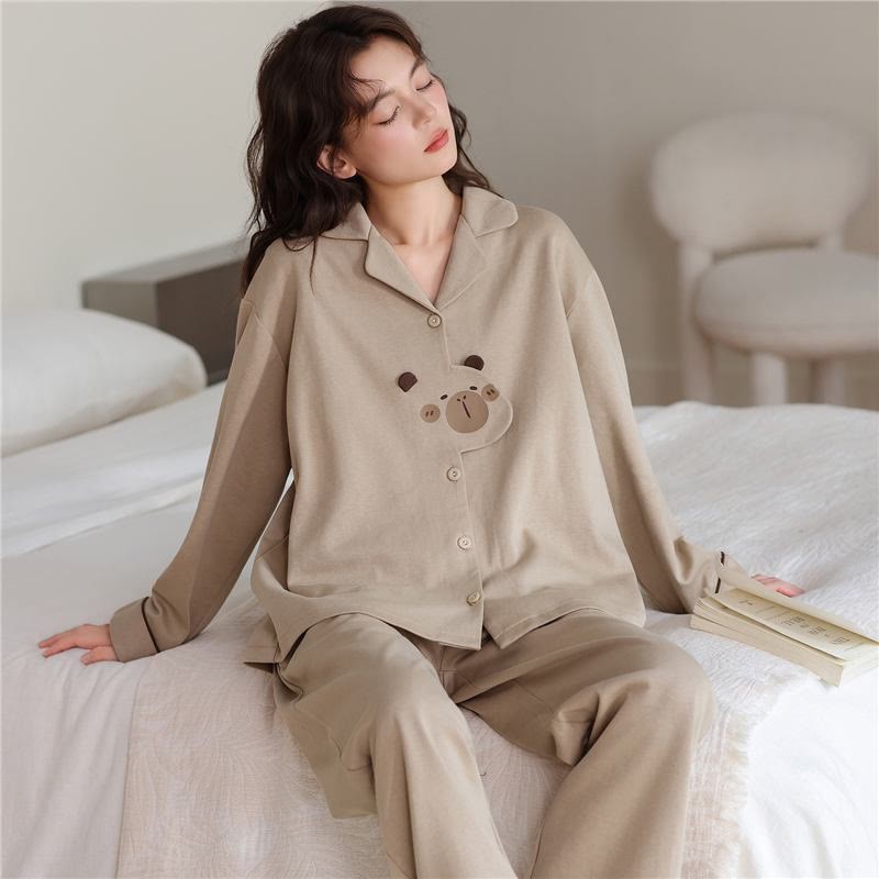 Pyjama-Set mit Capybara-Print - image 3