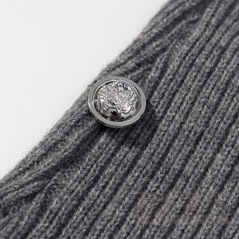 Unregelmäßiger Strickpullover, grauer Rock, passendes Outfit - image 5