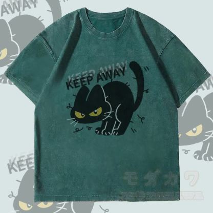 MODAKAWA KEEP AWAY Schwarze Katze Grafik Unisex Vintage Washed T-Shirt - Dunkelgrün - 4XL - image 3