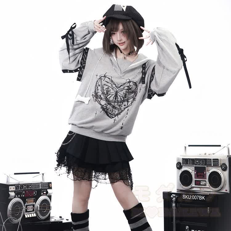 Gothic-Hoodie mit Herzmotiv im Oversized-Look und mehrlagigem, plissiertem Spitzenrock - image 11
