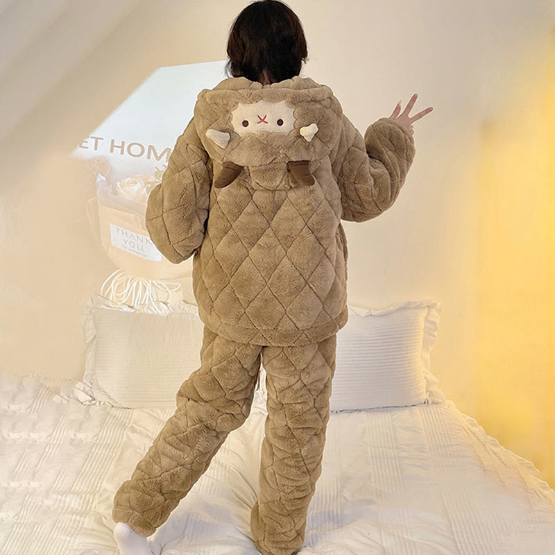 Pyjama-Set mit Kapuze und Lammplüsch - image 5