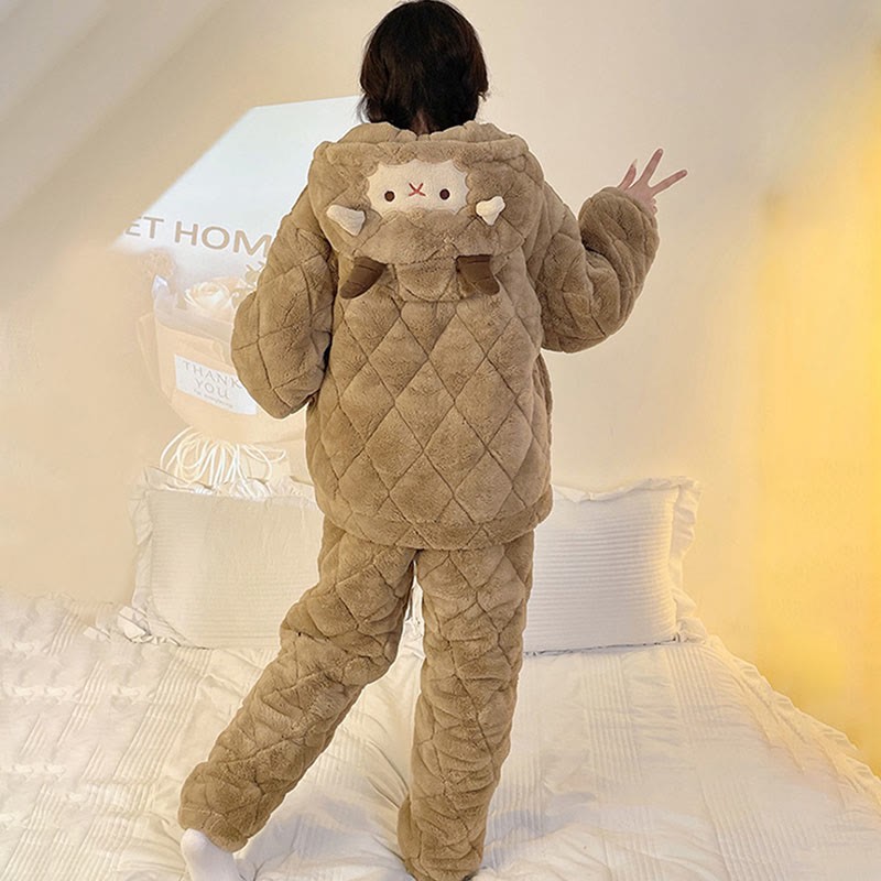 Pyjama-Set mit Kapuze und Lammplüsch - image 5