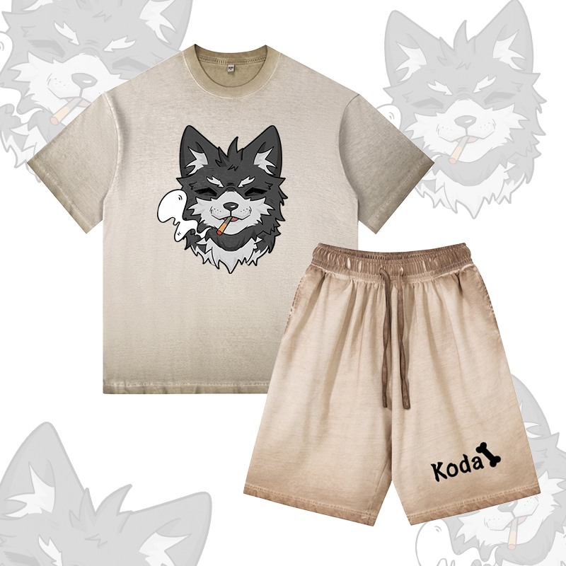 Koda Smoking Puppy Grafik Vintage Washed T-Shirt, KODA Buchstaben Grafik Shorts, Modakawa Gradient Zweiteiliges Set - Khaki - 5XL - image 4