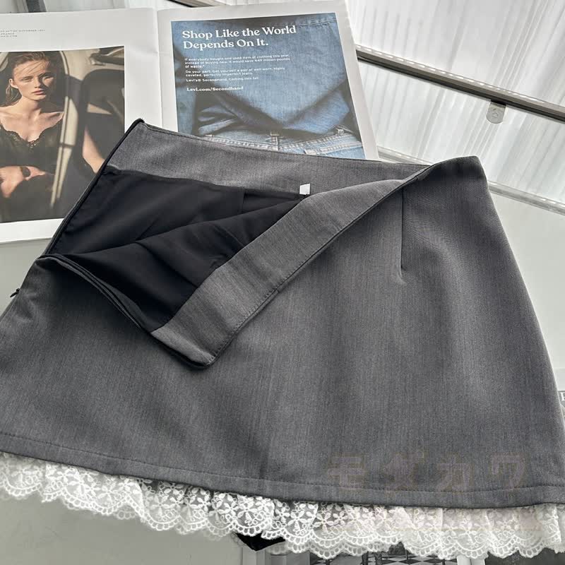 Zweiteiliges Set aus süßem Spitzen-Camisole mit Schleife und Faltenrock - image 10