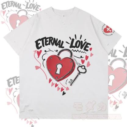MODAKAWA ETERNAL LOVE Herzförmiges Schloss-Grafik-T-Shirt mit Rissen - Weiß - 2XL - image 4