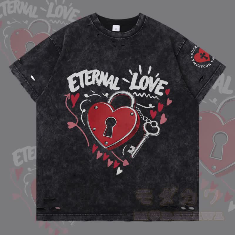 MODAKAWA ETERNAL LOVE Herzförmiges Schloss-Grafik-T-Shirt mit Rissen - Schwarz - 2XL - image 3