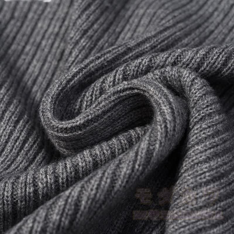 Unregelmäßiger Strickpullover, grauer Rock, passendes Outfit - image 7