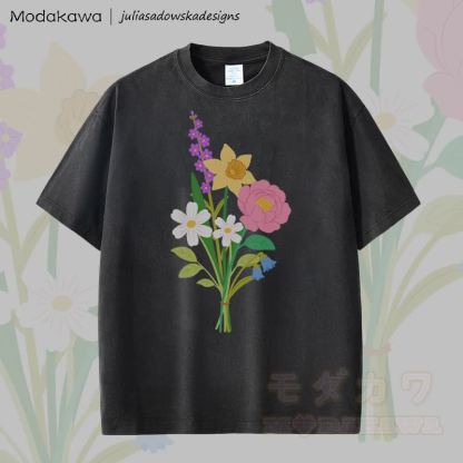 MODAKAWA X juliasadowskadesigns Unisex-T-Shirt mit floralem Grafikmuster im Vintage-Look - Schwarz - 2XL - image 3