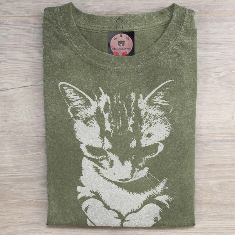 MODAKAWA Guilty Cat Grafik Unisex Vintage Washed T-Shirt - Green - 5XL - image 4