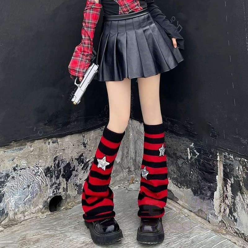 Harajuku Fashion Y2K Streifen- und Sternenmuster Wendbare Beinstulpen Socken - Schwarz Rot - One Size - image 10