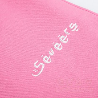 Hochwertiges, strapazierfähiges Set aus zweiteiligem Set: T-Shirt mit Polka-Dot-Stickerei und weit geschnittener Hose. - image 18