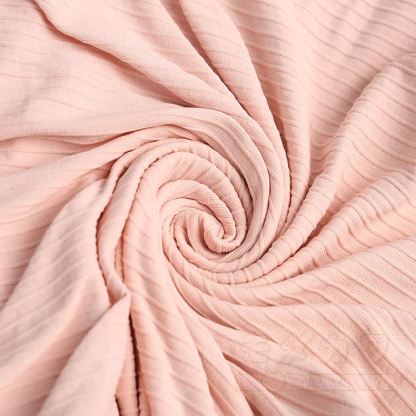 Rosa geripptes Trägerkleid mit Rüschensaum - image 6