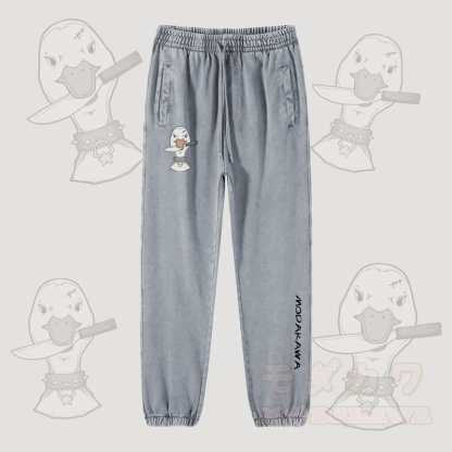 MODAKAWA Jogginghose mit Goose-und-Messer-Motiv im Vintage-Look - Grau - 2XL - image 3