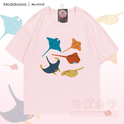MODAKAWA X MLSCHZ Stingray Graphic 100% Baumwoll-T-Shirt, passende Shorts mit Farbverlauf - Hellrosa T-Shirt - 5XL - image 4