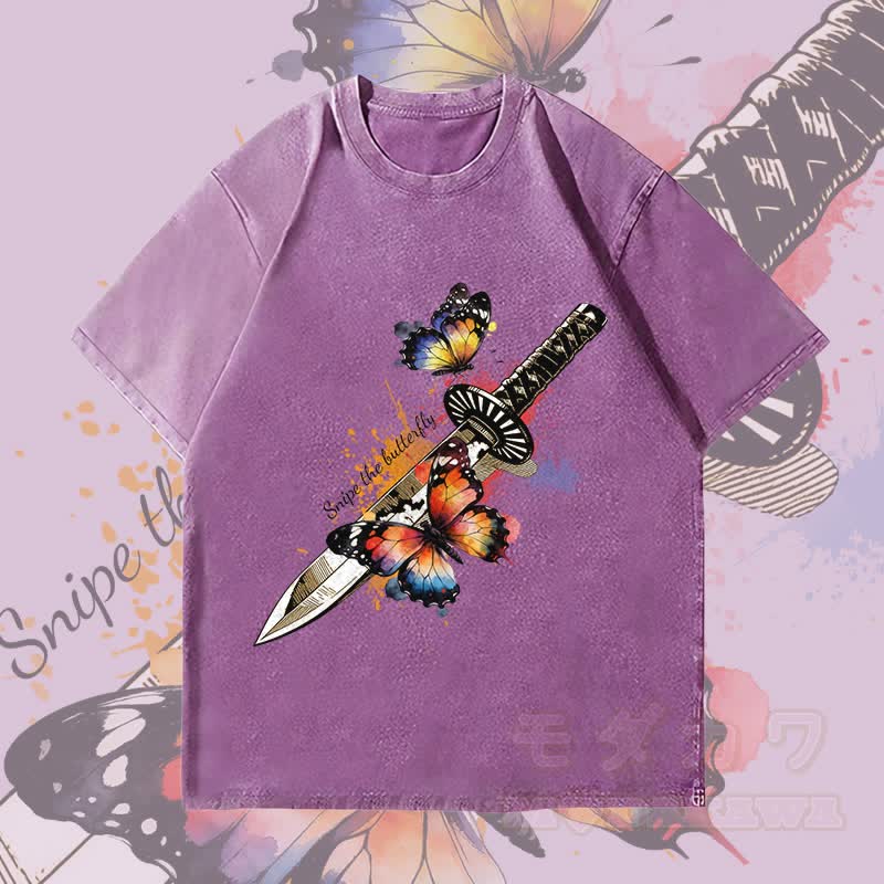 MODAKAWA Schmetterlingsschwert-Grafik Unisex Vintage Washed T-Shirt - Lila - 4XL - image 3