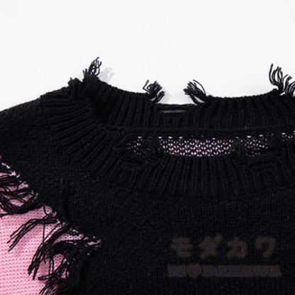 Dunkelblauer, modischer Strickpullover mit Kreuzmuster, Fransen und Used- Farben in Farbblockoptik - image 4