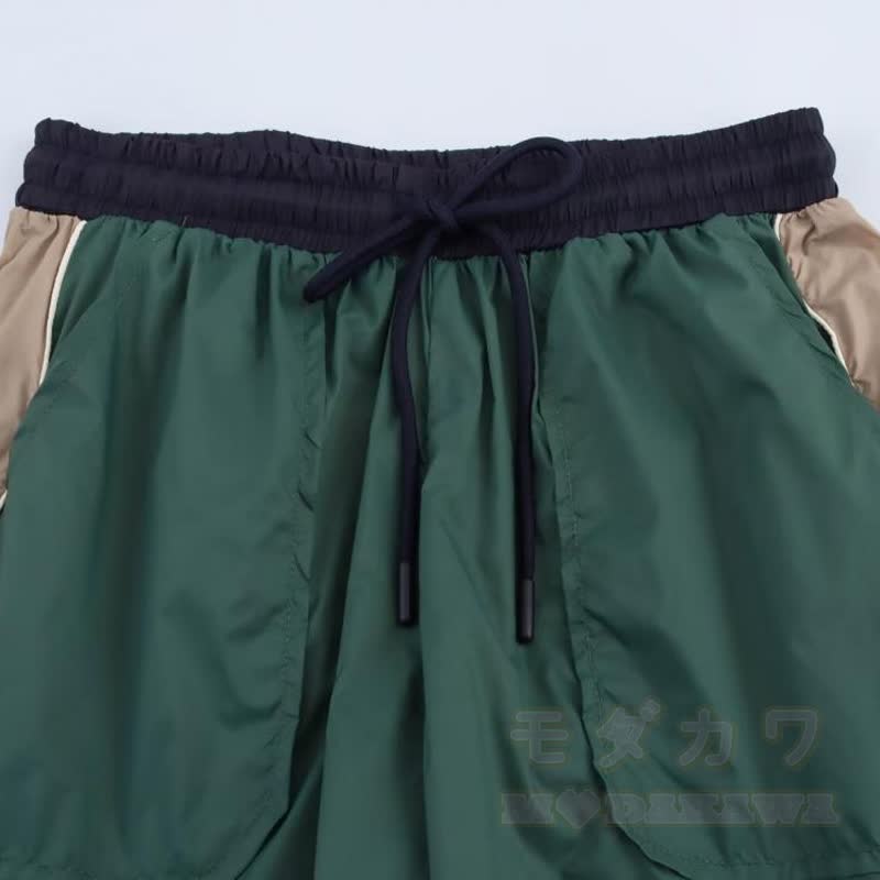 Zweiteiliges Set: Lässige, Farben abgesetzte Jacke mit Reißverschluss und Kordelzug, Hose mit weitem Bein und passende Hose mit weitem Bein - image 8
