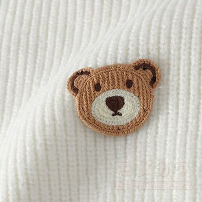 Zweiteiliges Set: Strickpullover mit Bärenmotiv, Hose mit Taschen - image 5