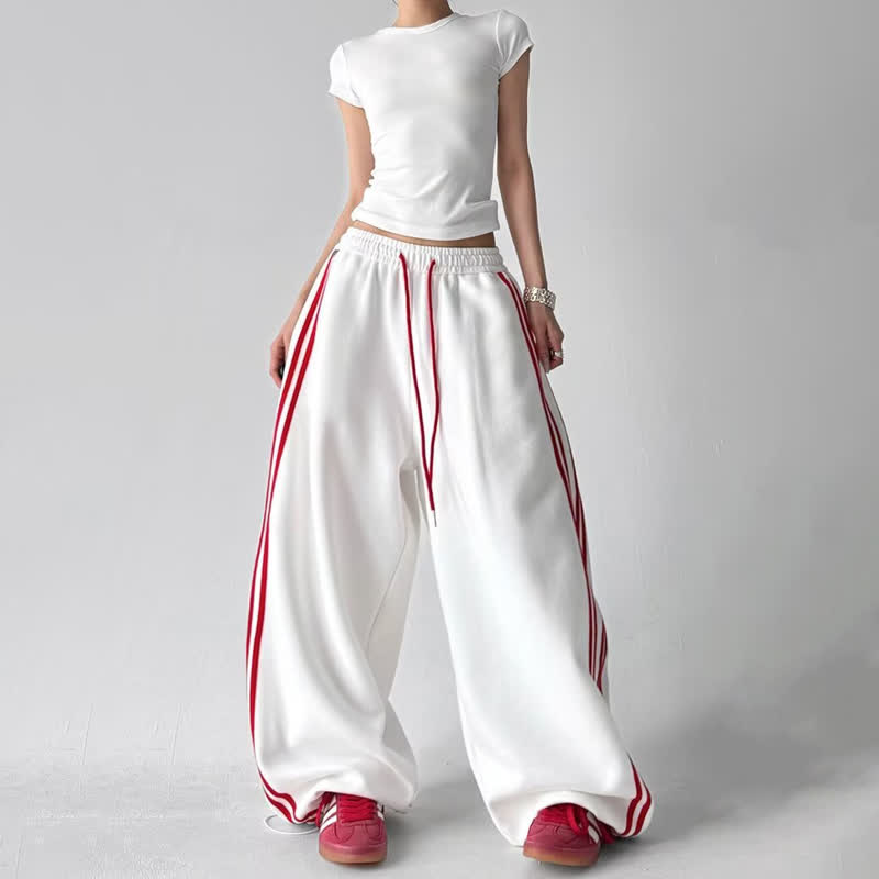 Zweiteiliges Set aus lässigem Tanktop und weit geschnittener Hose - image 9