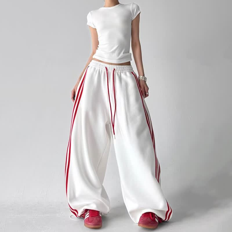 Zweiteiliges Set aus lässigem Tanktop und weit geschnittener Hose - image 9
