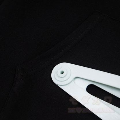 Hochwertiges, langlebiges Set aus Hoodie, Rock und Strasssteinen mit bunten Pins und Sternenmuster – zweiteilig - image 9