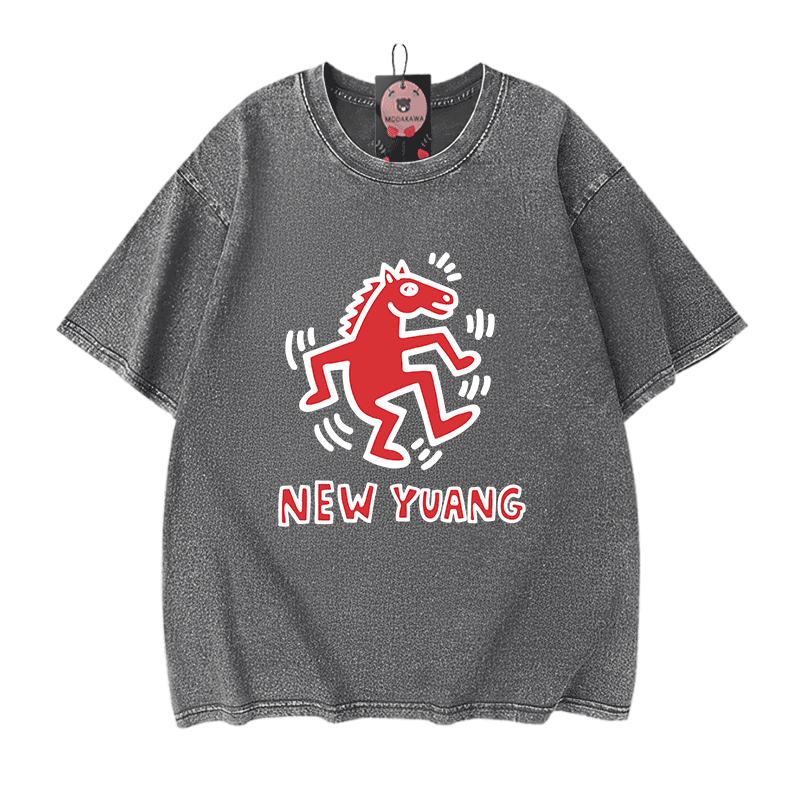 NEUES YUANG Pferde-Grafik Modakawa Unisex Vintage Washed T-Shirt - Grey - 5XL - image 11