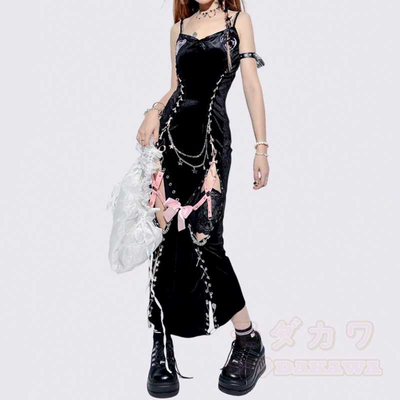 Vintage Gothic Spitzenkleid mit Schnürung und Cut-outs - image 5