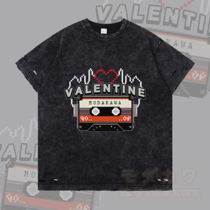 MODAKAWA VALENTINE Cassette Graphic Ripped T-Shirt - Schwarz - 2XL - image 3