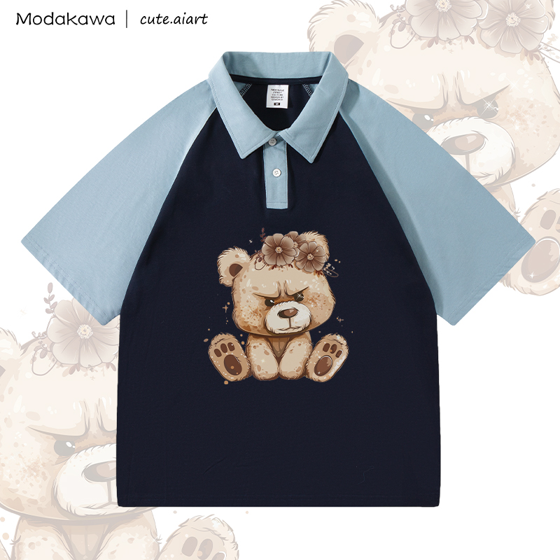 MODAKAWA X cute.aiart Bären-Grafik 100% Baumwolle POLO-T-Shirt - Blue & Purplish Blue - 4XL - image 3