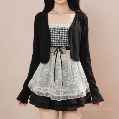 Dreiteiliges Set aus kariertem Spitzen-Cami-Top, langärmeliger Rüschen-Cardigan und Rock - Cardigan + Trägertop + schwarzer Rock - XL - image 7