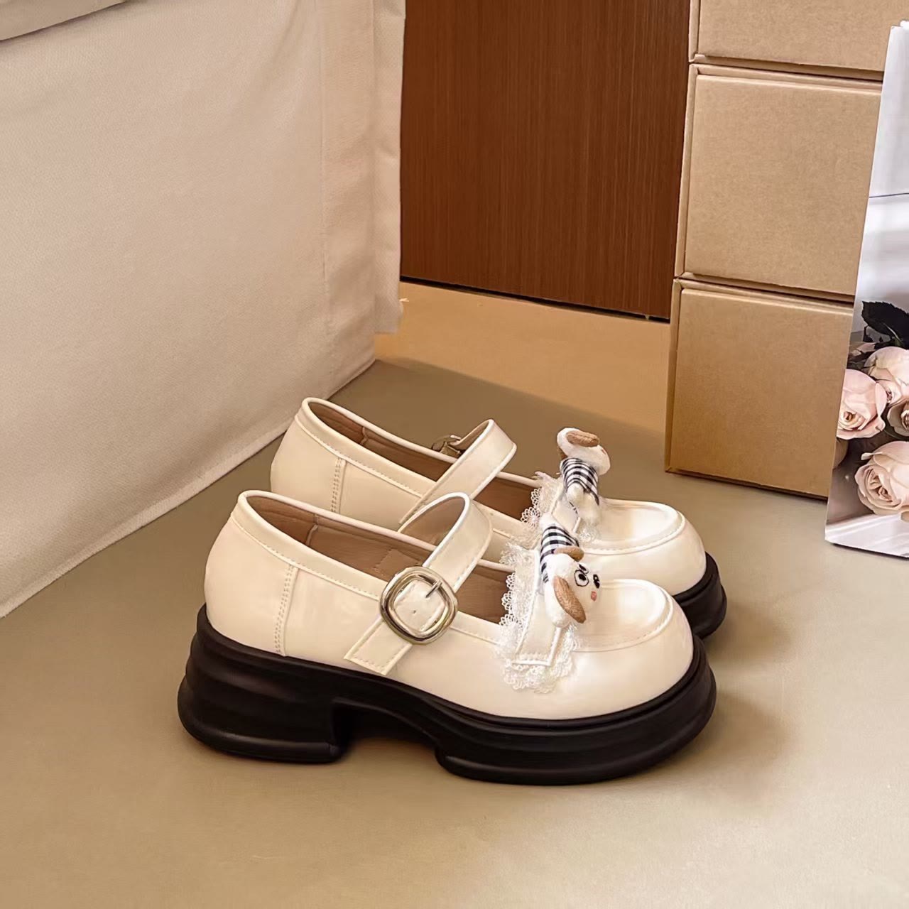 Niedliche Mary Jane Plateau-Schuhe mit Cartoon-Hund - Beige - 40 - image 7
