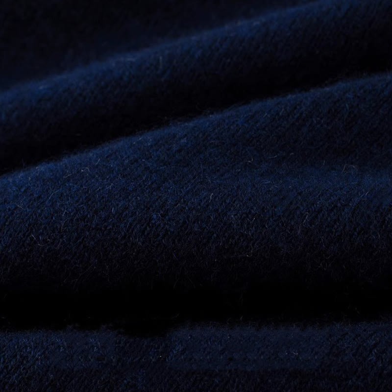 Gefälschtes Partner-Outfit: Pullover und Rock - image 9