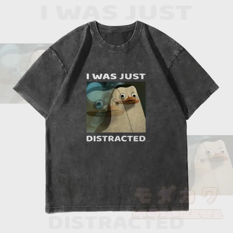 MODAKAWA ICH WAR NUR ABLENKT Pinguin-Grafik Unisex Vintage Washed T-Shirt - Schwarz - 4XL - image 4