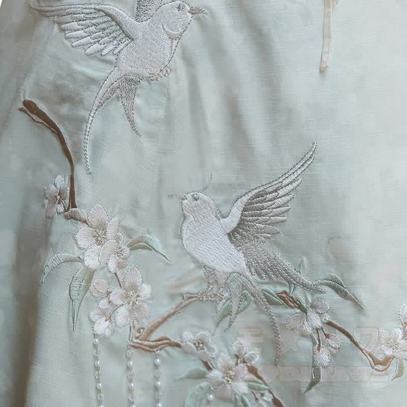 Transparenter Cardigan, besticktes Trägerkleid mit Vogelmotiv, passendes Outfit - image 11