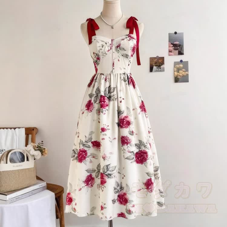 Rotes Rosen-Midikleid mit Schleife und Trägern, herzförmiger Schnitt - Rot & Weiß - XL - image 6