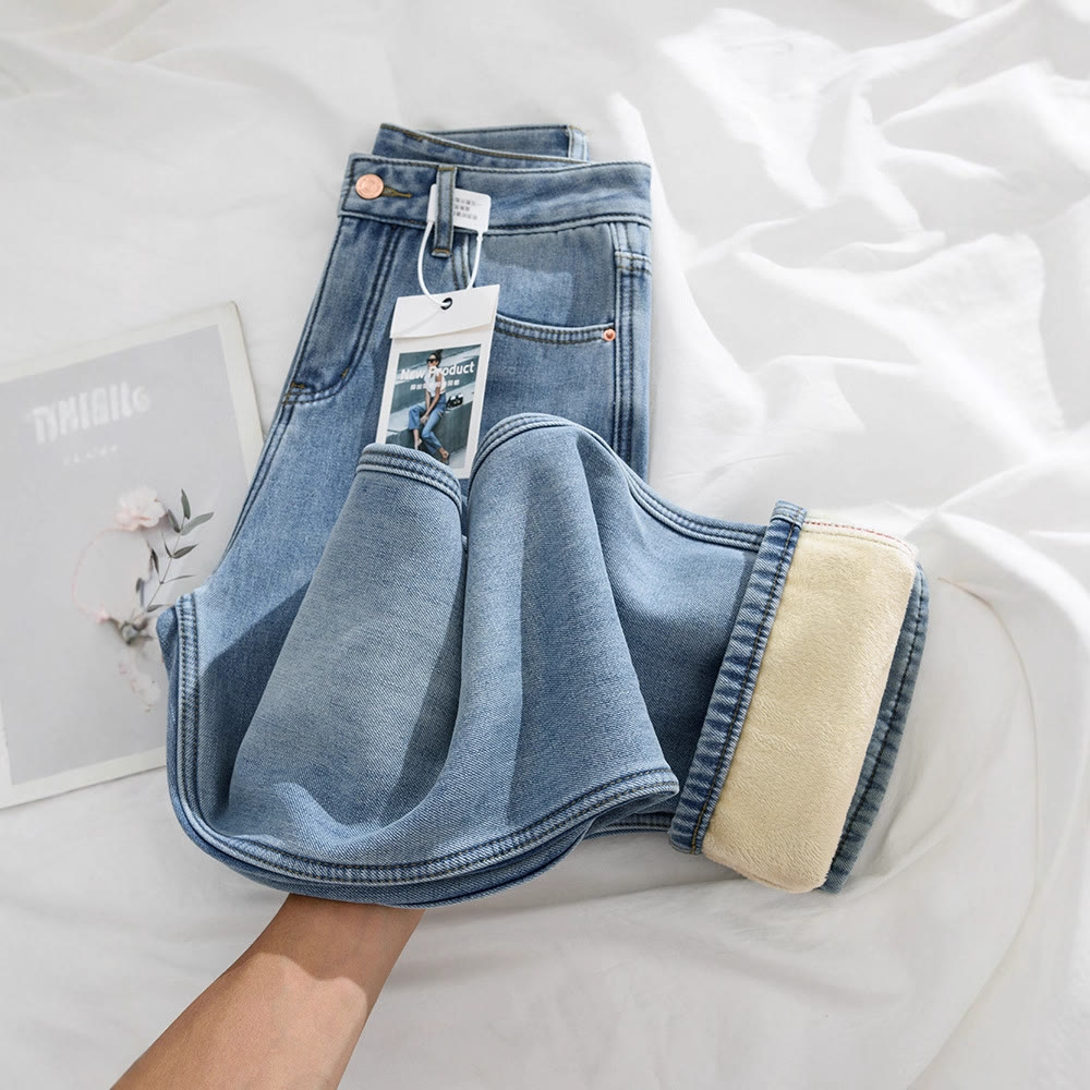 Schicke, mit Fleece gefütterte Jeans mit geradem Bein - image 9