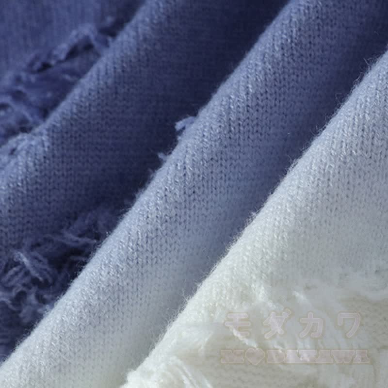 Zweiteiliger Strickpullover mit Farbverlauf und Rissen, dazu eine fleecegefütterte Hose - image 13