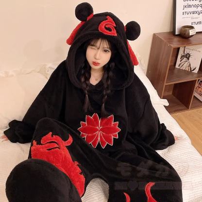 Flammwolken-Plüsch-Kapuzen-Einteiler-Pyjama - image 5