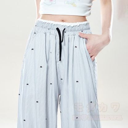 Zweiteiliges Set: Sternenmuster-Top mit schulterfreiem Spitzeneinsatz, gepunktete Hose mit weitem Bein und passendem Spitzentop mit Polka-Dot-Print, schulterfreiem Top und gepunkteter Hose mit weitem Bein - image 12