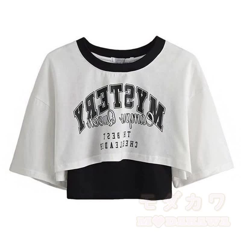 T-Shirt mit gotischem Buchstabenprint, Stufenrock mit Kettenrüschen - Weißes Oberteil - 2XL - image 5