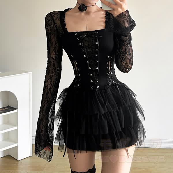 Gothic-Korsettkleid aus Spitzenapplikationen - image 5