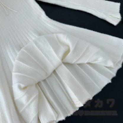 3D-Schleife, unregelmäßiger Strickpullover, weißes Kleid, passendes Outfit - image 5