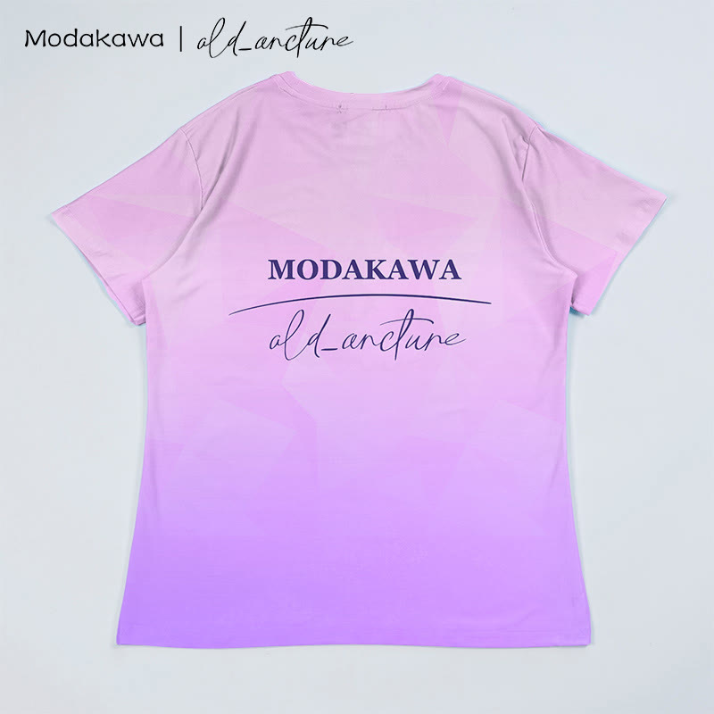 MODAKAWA X old_arcture T-Shirt mit Farbverlauf und Blaubeerkuchen-Buchstabendruck - image 4